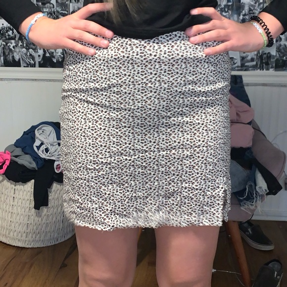 Cheetah skirt - Picture 4 of 6